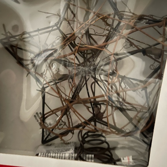 Lighted Tree Topper - Picture 2 of 4